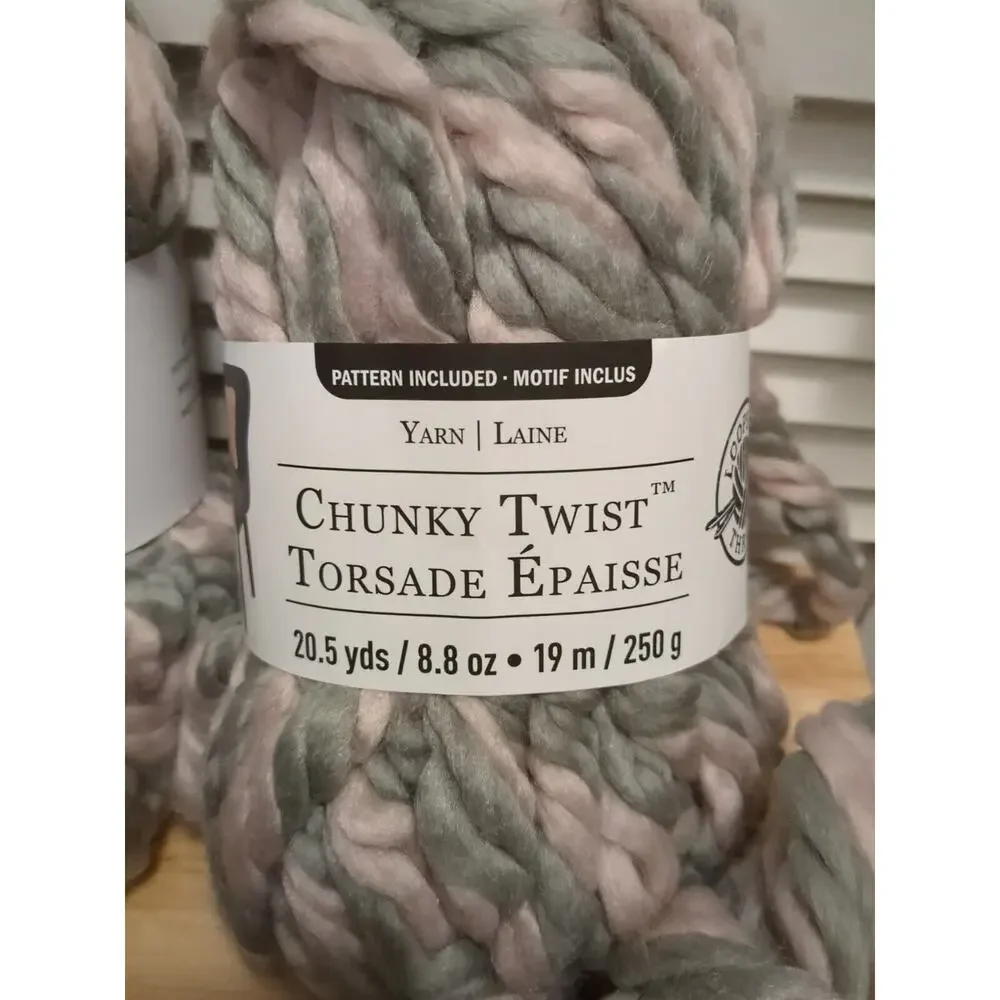 Loops & Threads Chunky Twist Pink Grey 4 skeins yarn 1903 Lot 202106 1000 Grams